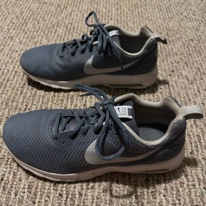 Women’s Nike Shoes